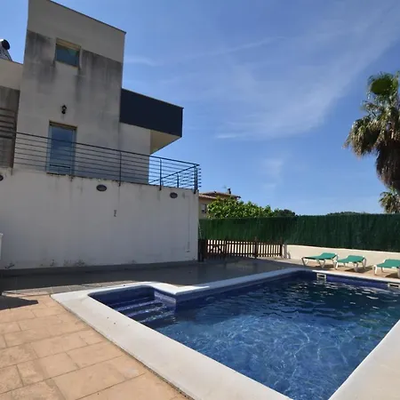 Dom wakacyjny Villa Arimar 14 Persons Lloret De Mar Girona