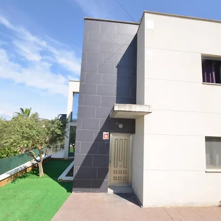 Dom wakacyjny Villa Arimar 14 Persons Lloret De Mar Girona